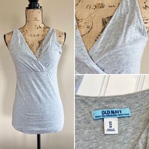 •Old Navy• maternity tank w/adjustable straps